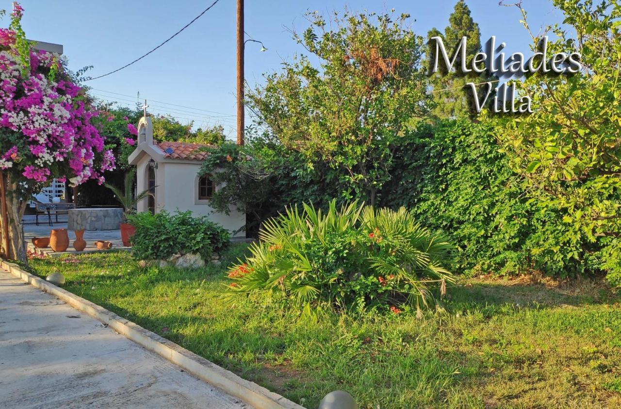 Meliades Villa Agioi Theodoroi Esterno foto