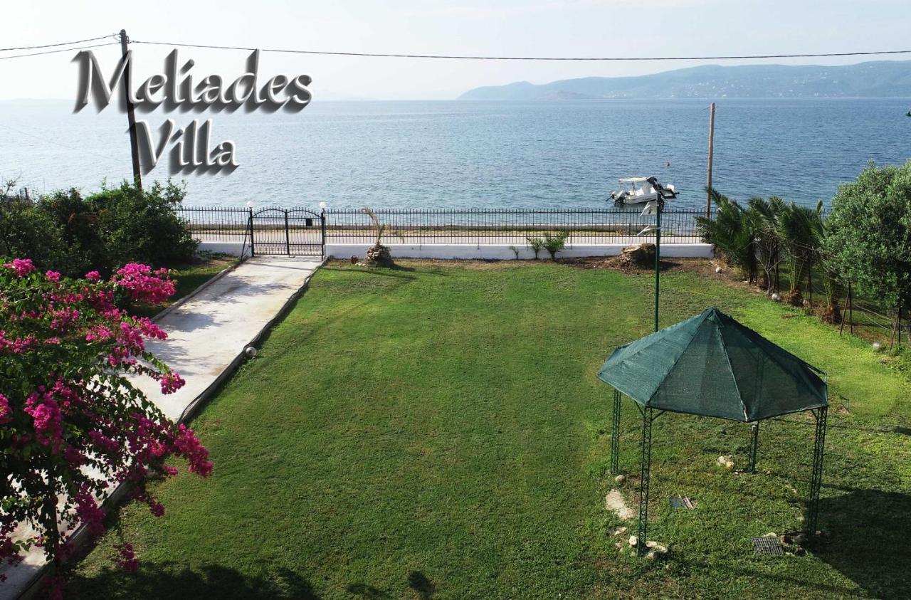 Meliades Villa Agioi Theodoroi Esterno foto